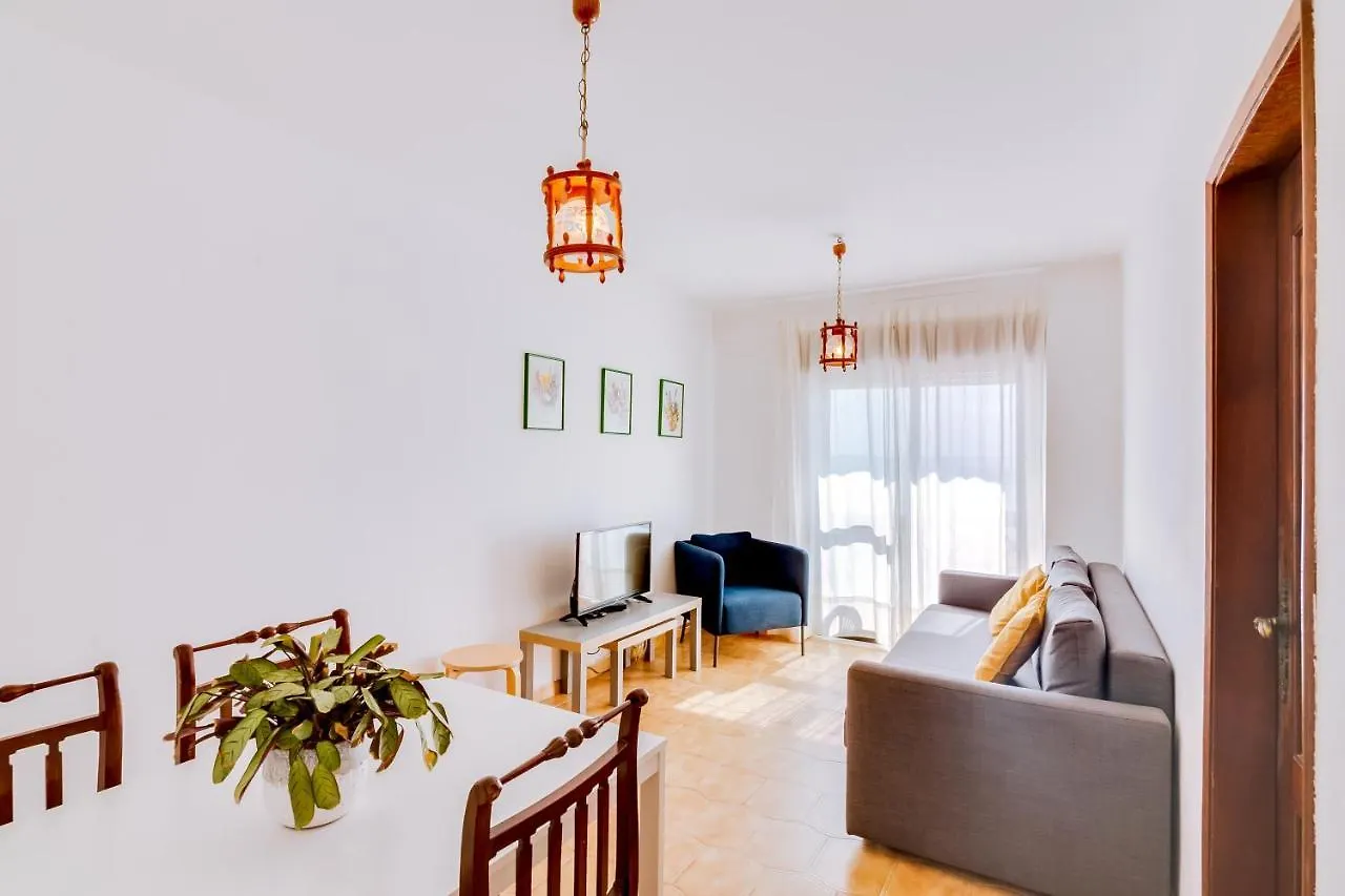 Al - Apartamento Girassol Quarteira Portugal
